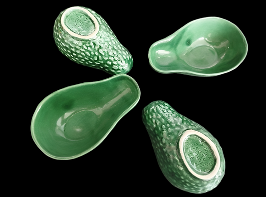 HouselikeaMother Caldas avocado set