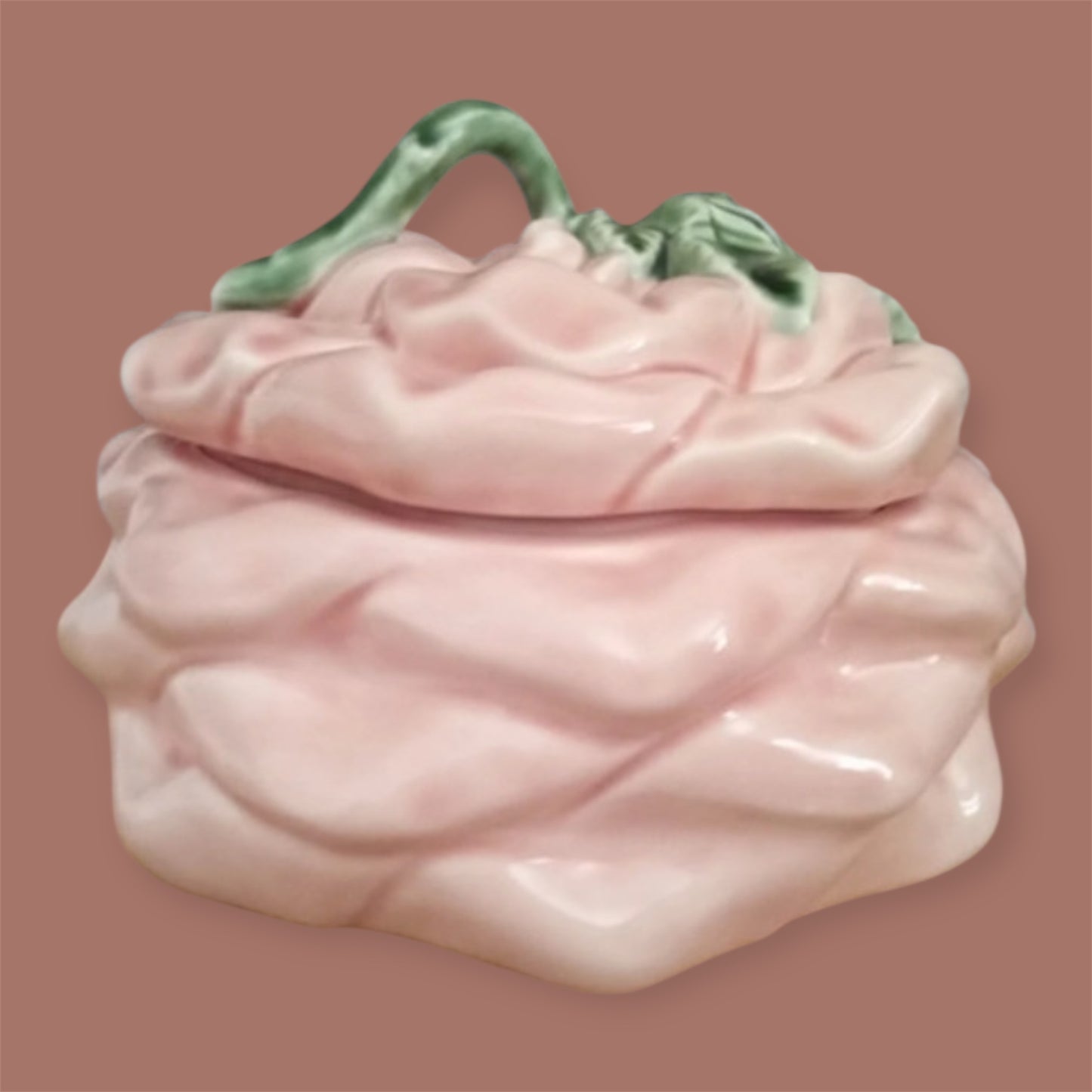 Bordallo Pinheiro vintage pink lidded majolica box