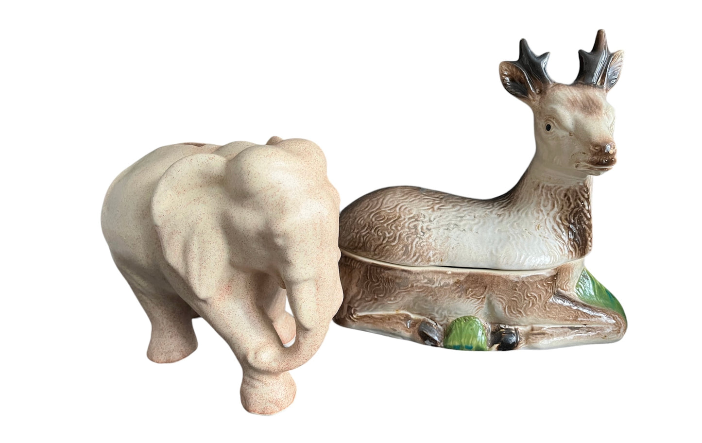 Zoömorphe old coin bank Elephant “a casser”