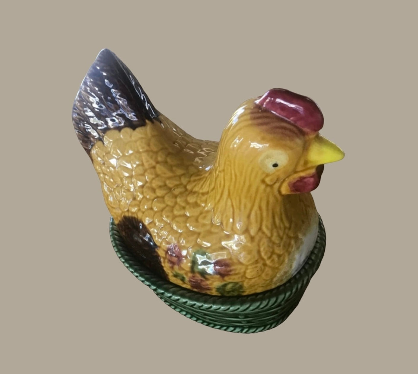 Portugese hen on nest majolica tureen