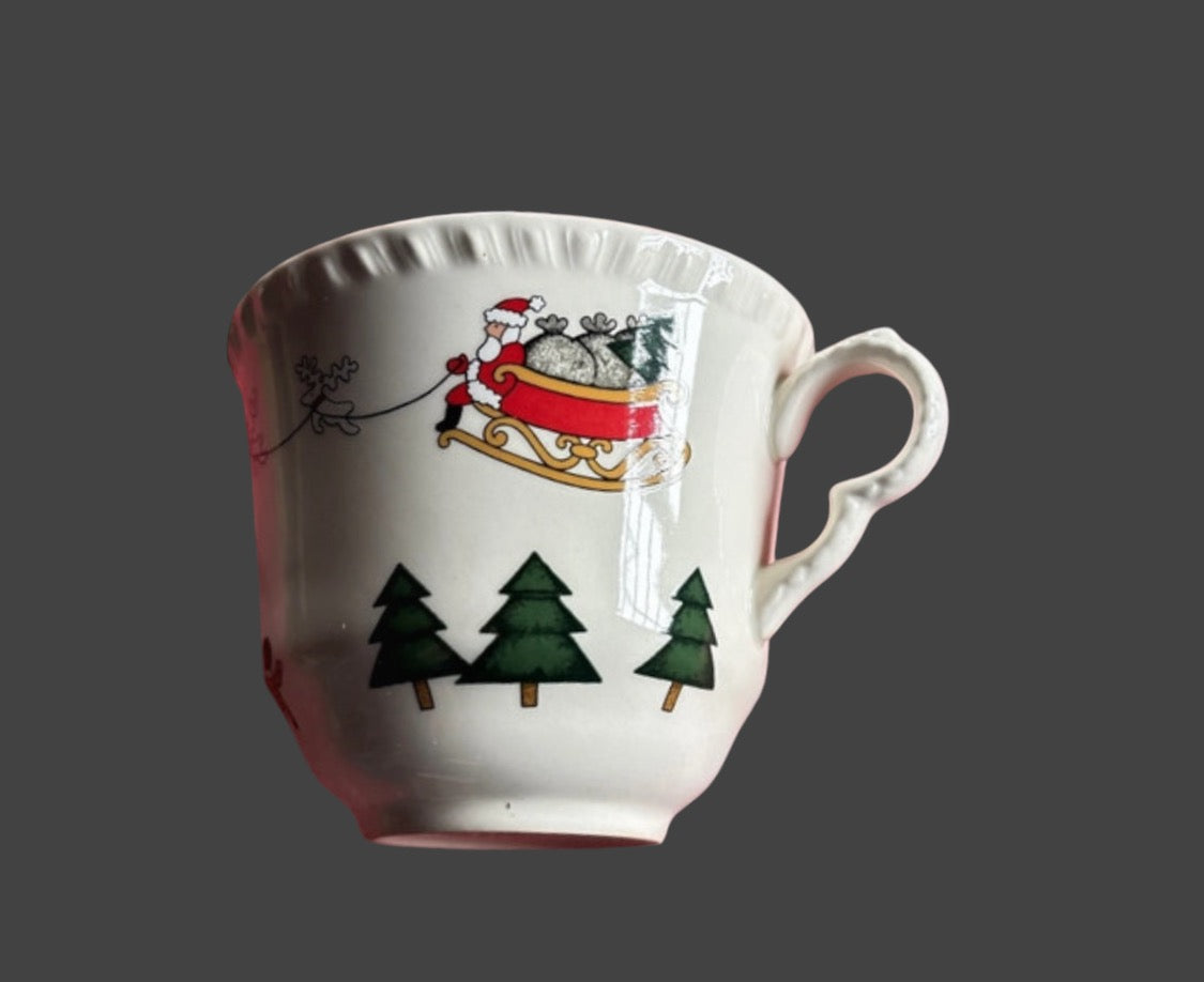 Mason’s Christmas Village made in England XL cup