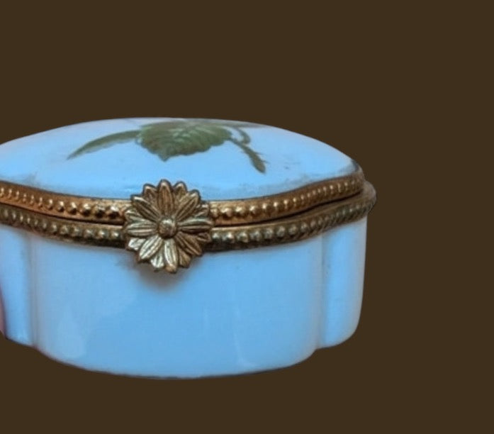 Lovely Limoges trincetbox ๐น rose