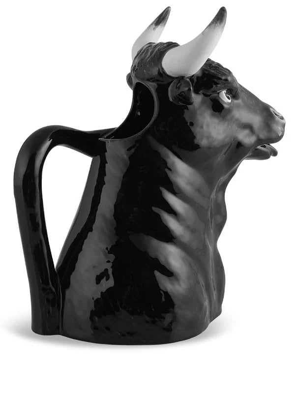Black pitcher Bordallo Pinheiro