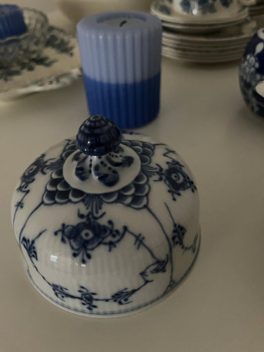 Royal Copenhagen Blue Fluted Half Lace butter dish cover
