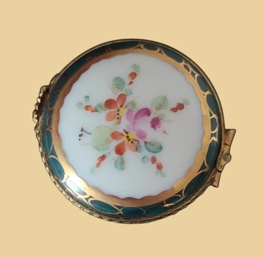 Lovely Limoges France trincketbox floral