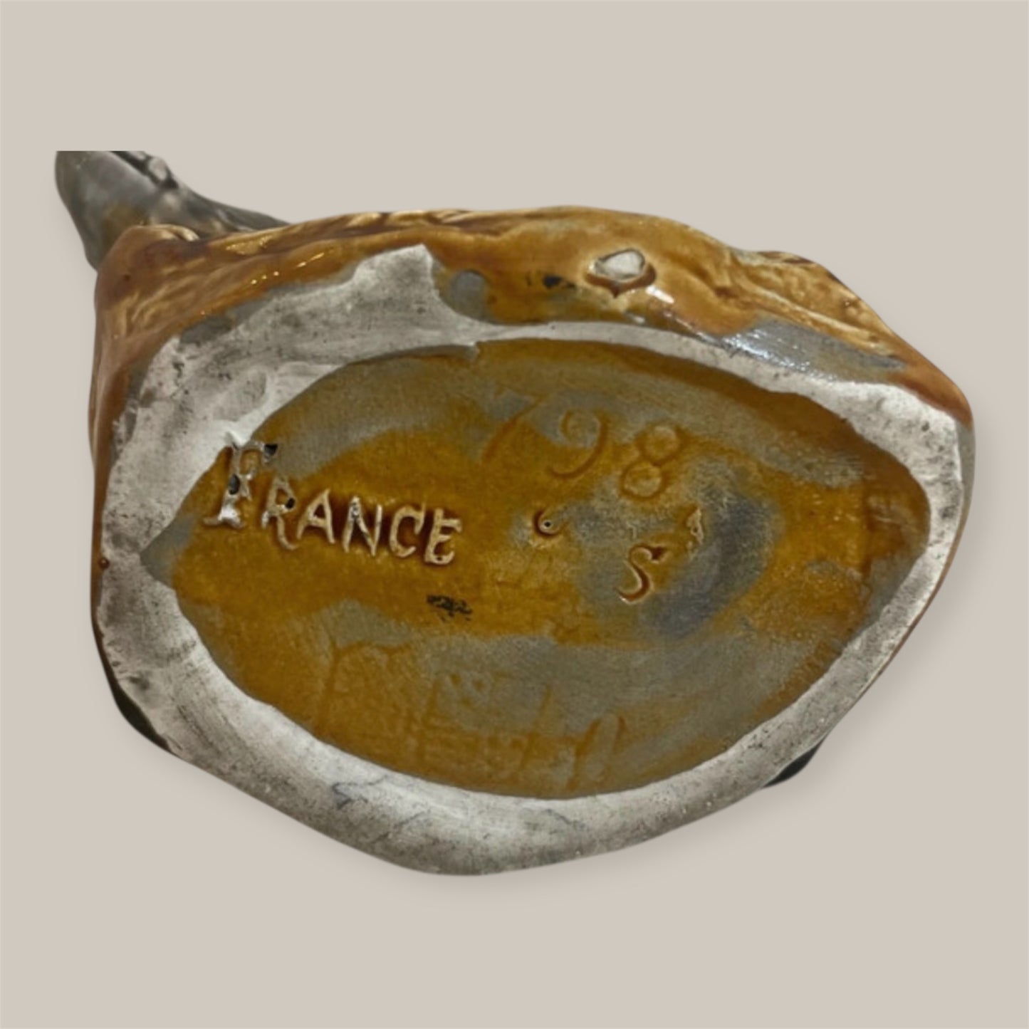 Onnaing majolica moneybank