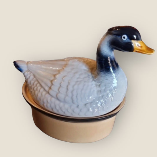 GEO Portugal majolica duck terrine
