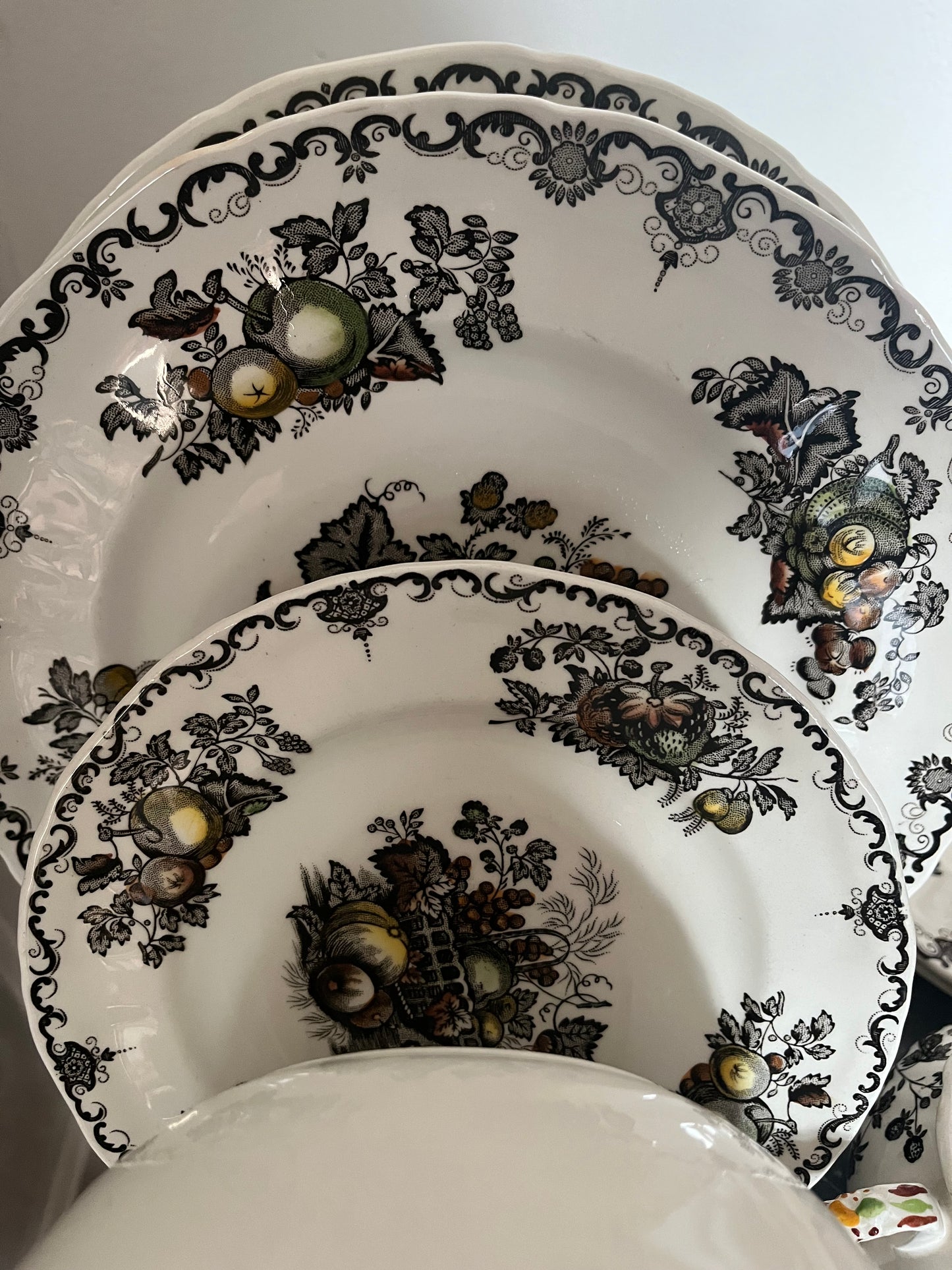 Mason’s ironstone vintage lidded sugar bowl