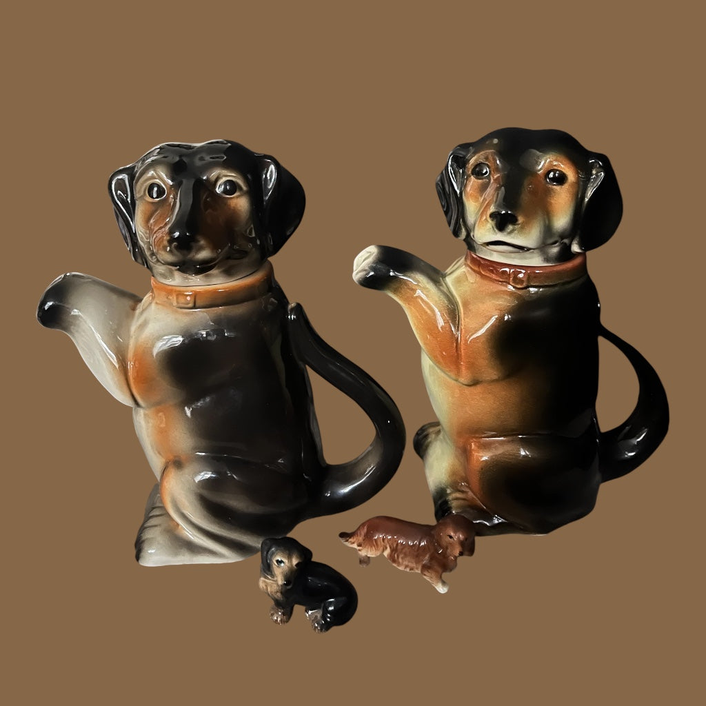 Cortendorf midcentury dashund teapot