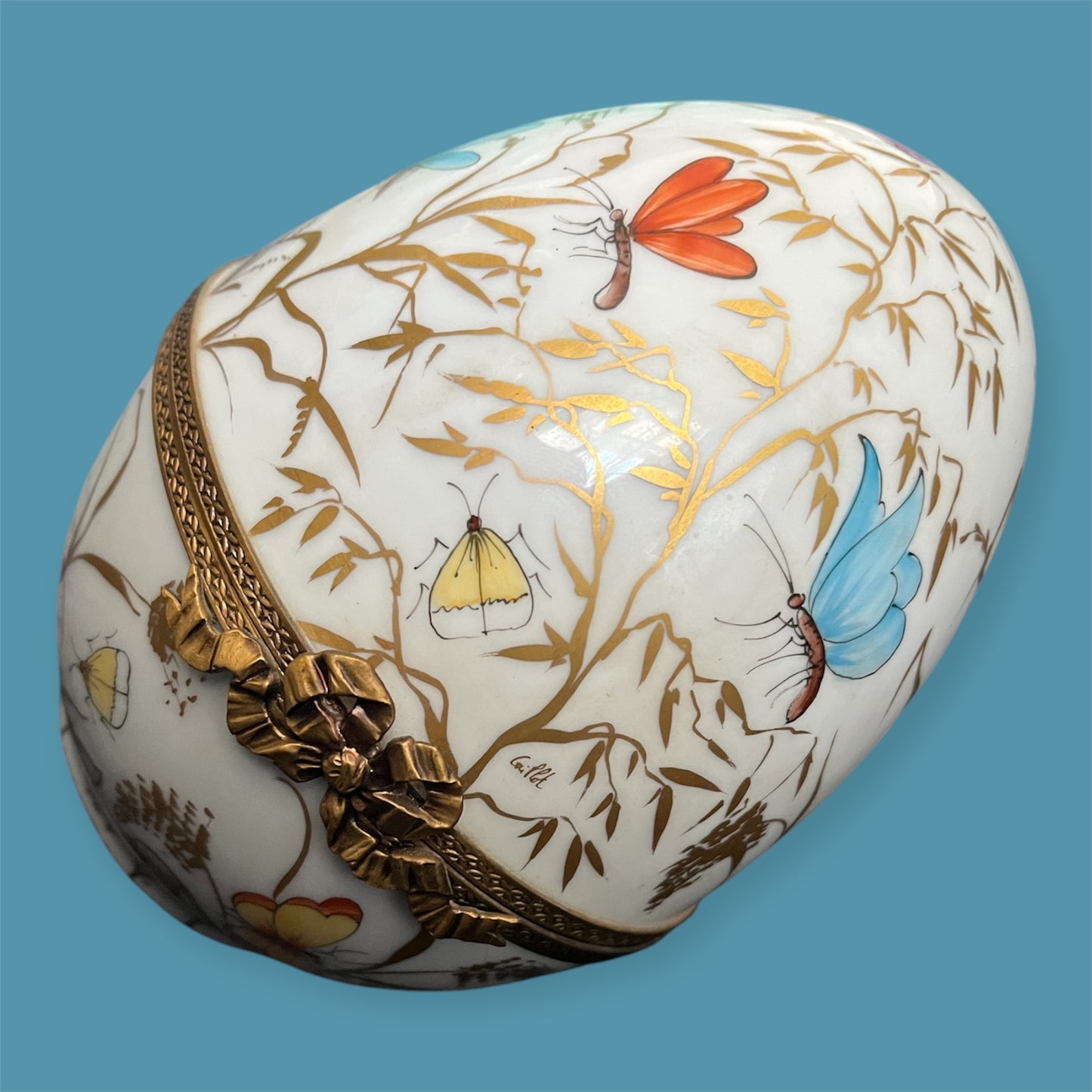 Large handpainted Limoges egg made in France
