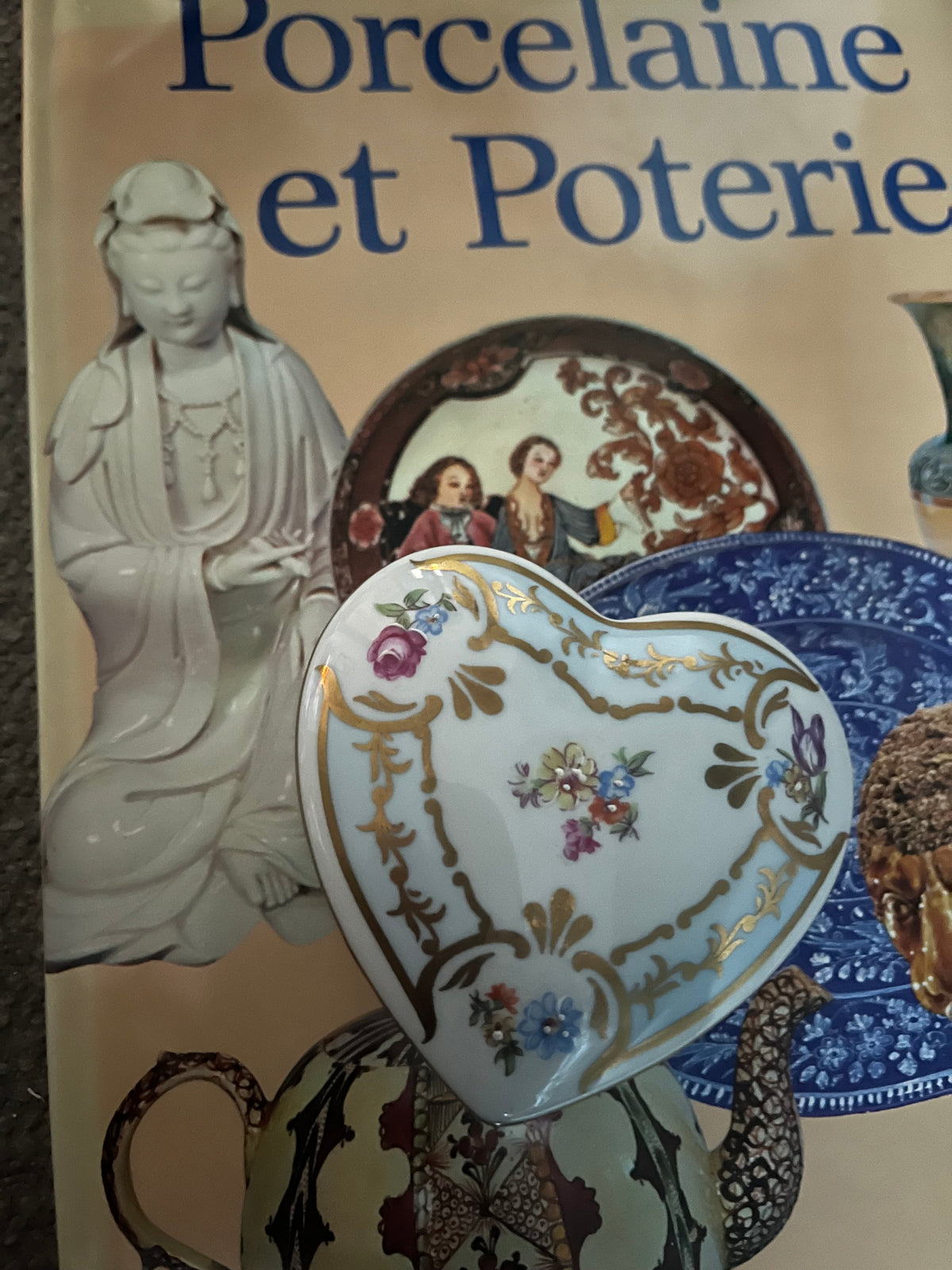 1942 french porcelaine heart shaped trinketbox