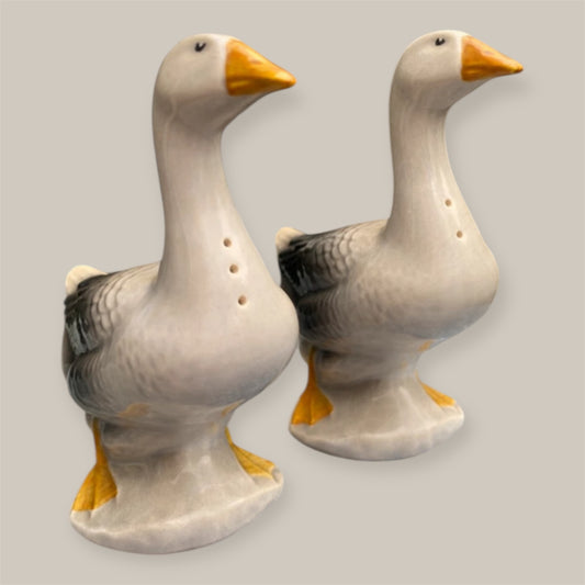 Vintage french pepper salt set goose