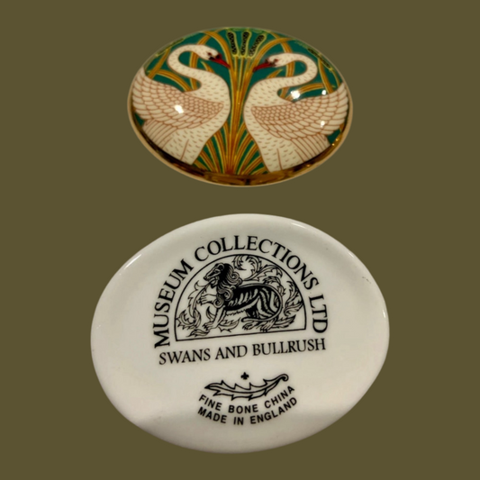 HouselikeaMother ArtNouveau trincket swans museum collection 