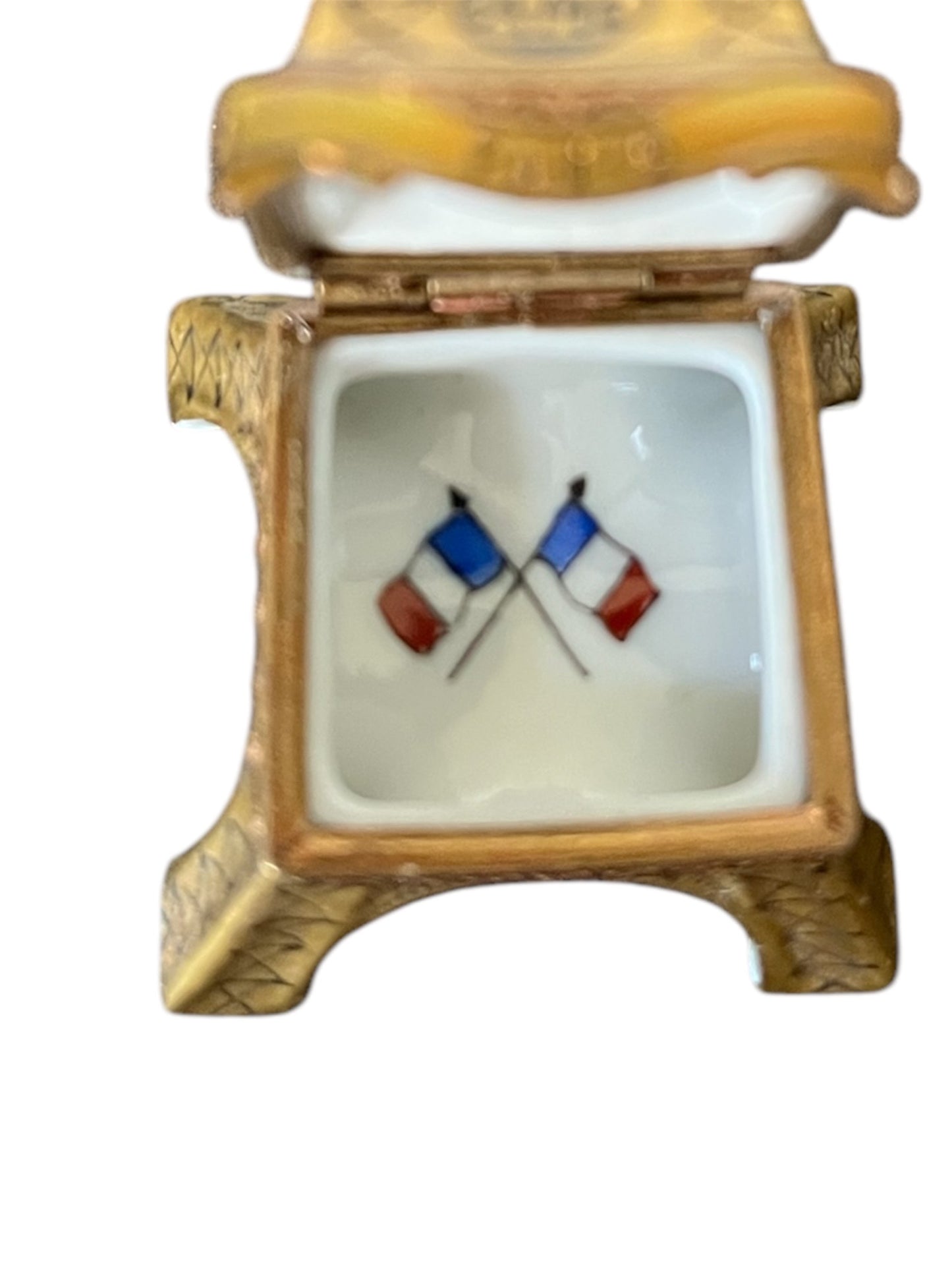 Lovely Limoges trincketbox Eiffeltower