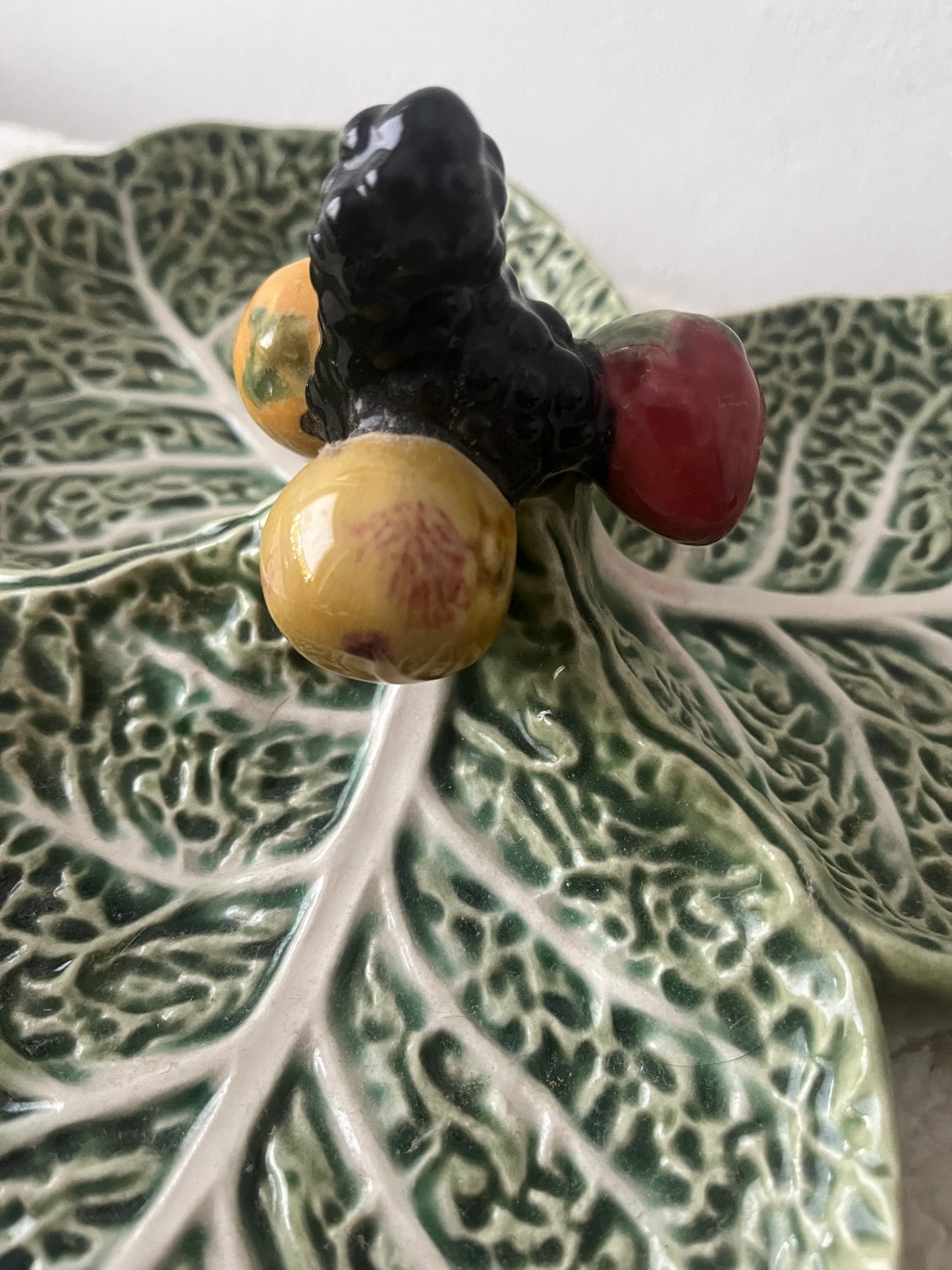 Bordalo Pinheiro vintage cabbage serving plate fruits