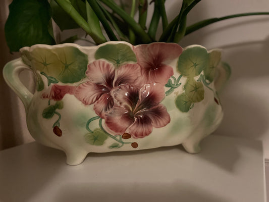 Antique cachepot St. Clement France