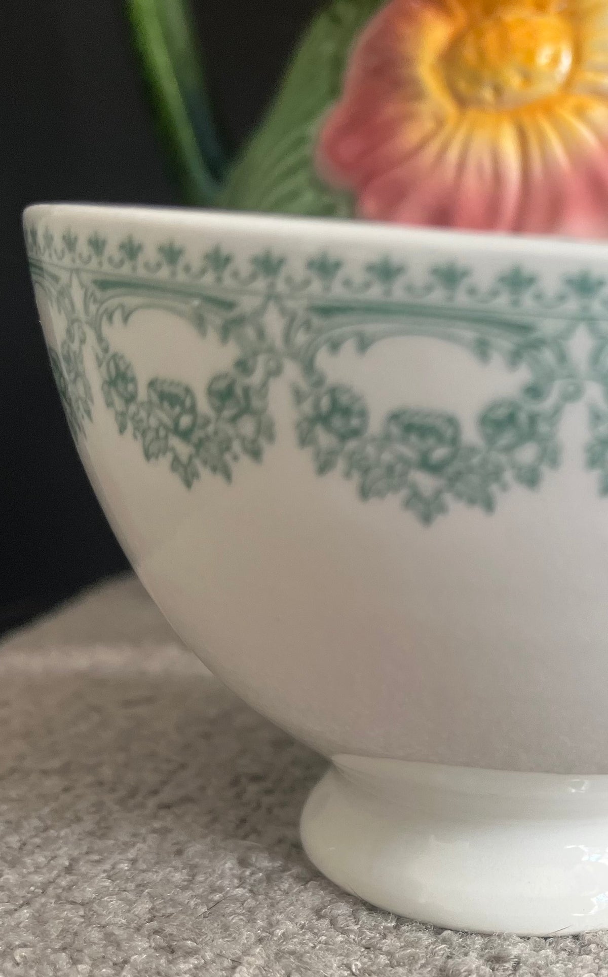 Royal Boch set of 2 Carlotta coffee footed cups