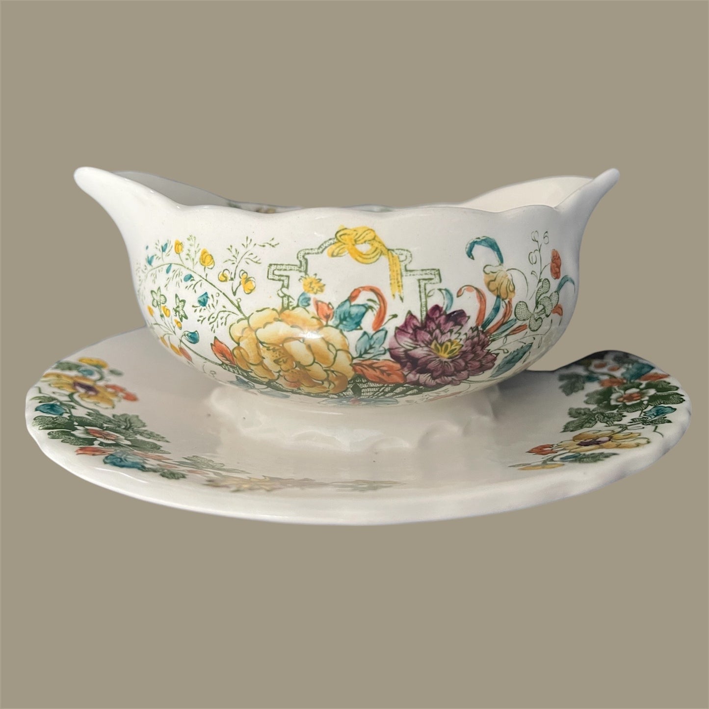 Mason’s England ironstone gravyboat Strathmore design