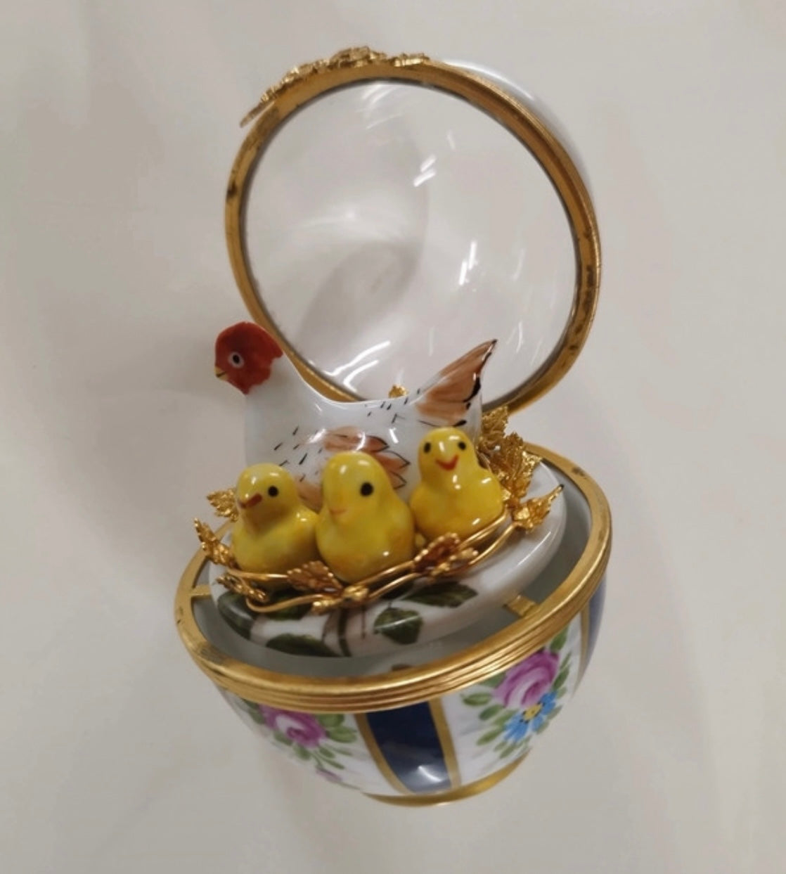 Limoges France vintage porcelain trincketbox Chicken with ducklings