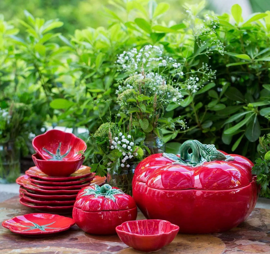 Bordalo Pinheiro tomato tureen