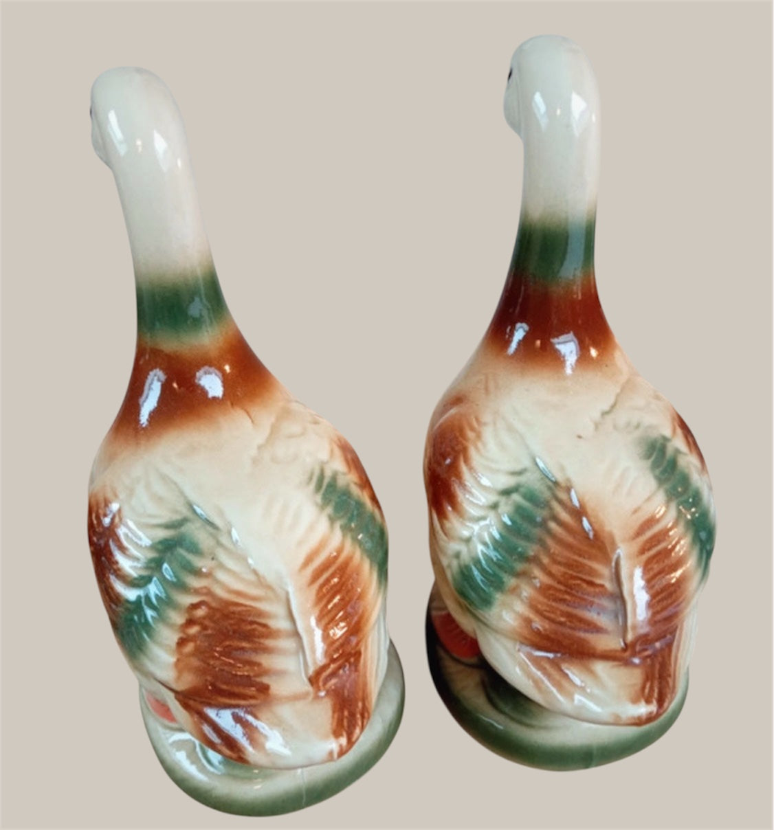Set of 2 vintage ceramic duck statues 21 cm