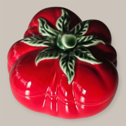 Bordalo Pinheiro tomato tureen