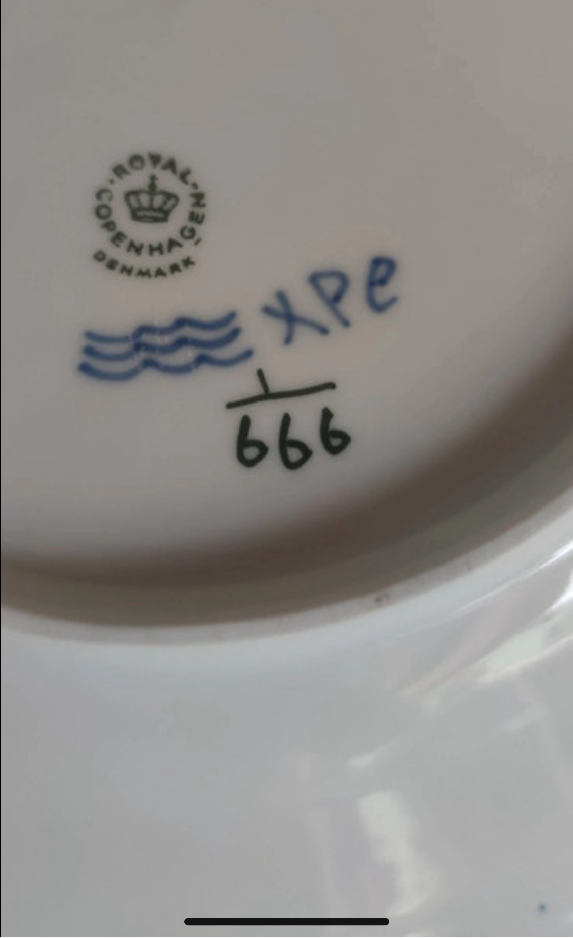 Royal Copenhagen handled cake serving dish 666