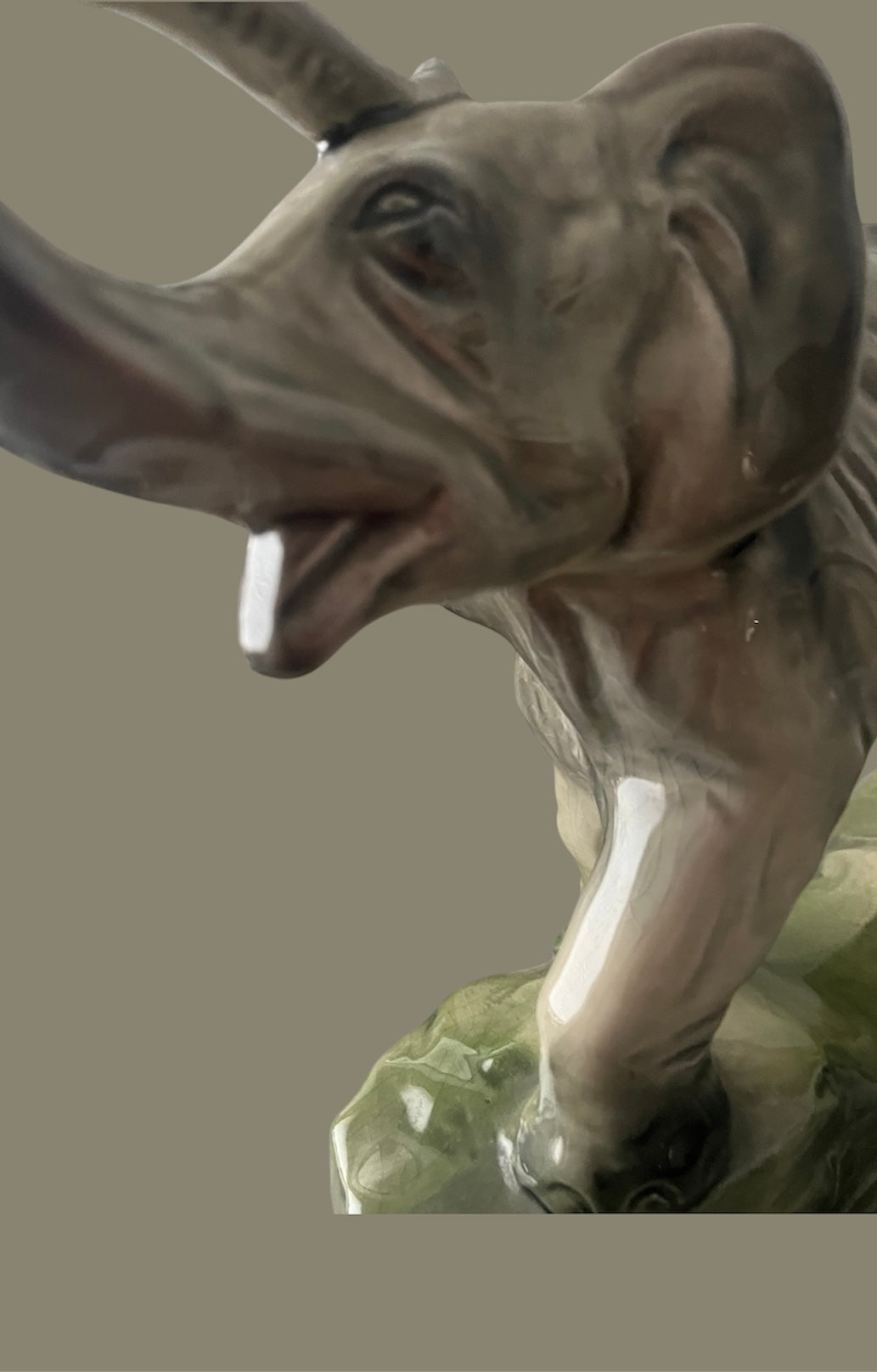 Large elephant figurine statue