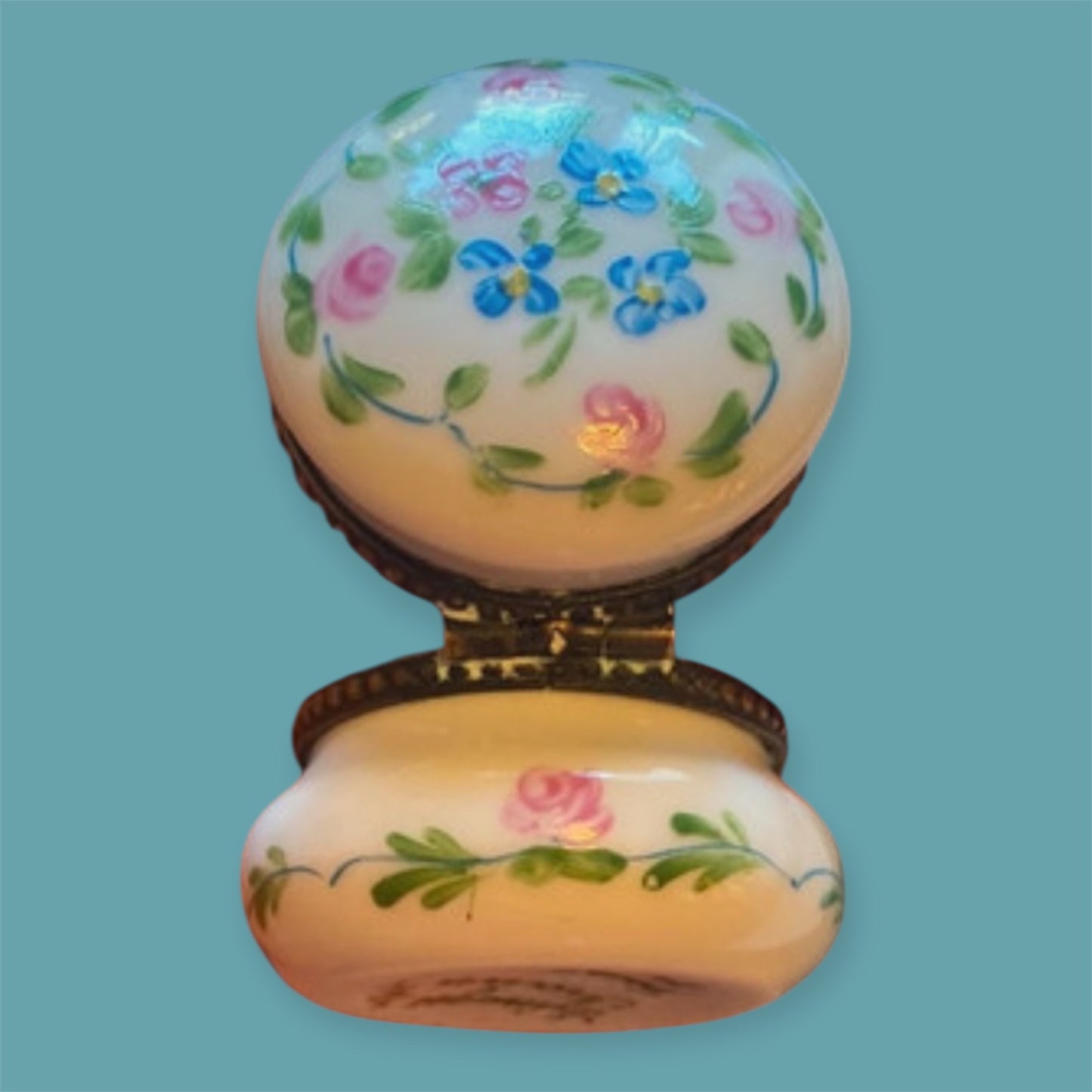 Lovely Limoges france trincket floral decor peint main Griselles Art
