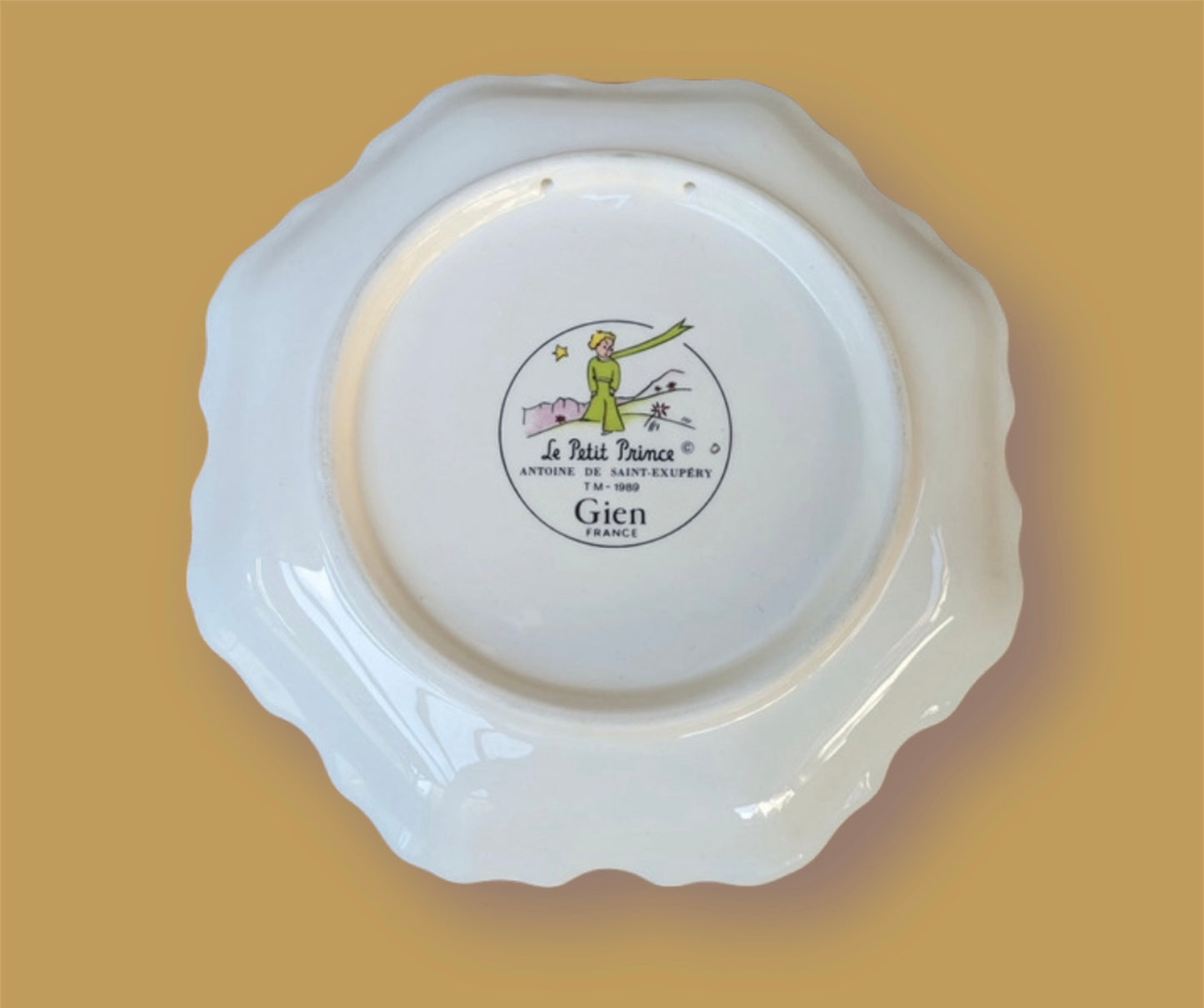 Gien France Le petit Prince faience plate