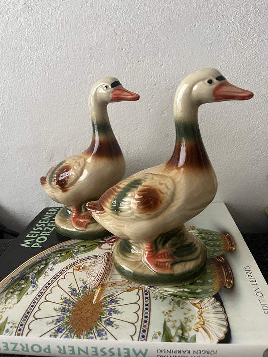 Set of 2 vintage ceramic duck statues 21 cm