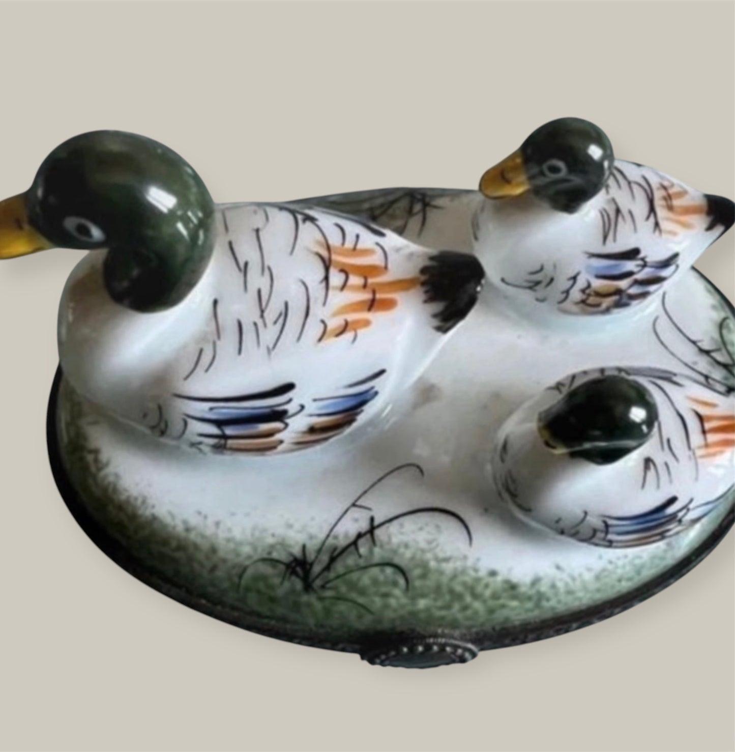 Lovely Limoges trincketbox duck and ducklings