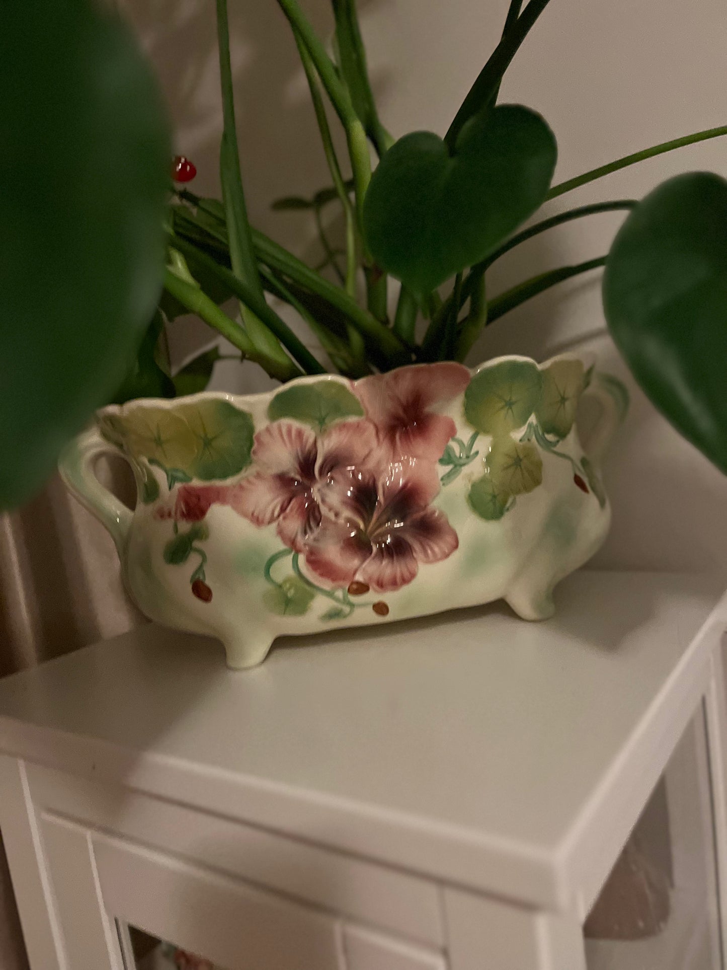 Antique cachepot St. Clement France