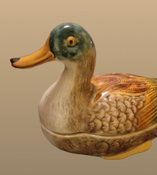 Subtil Portugal majolica duck tureen