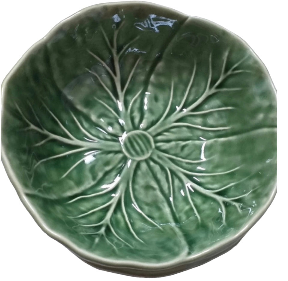 Set 4 majolica cabbage bowls Bordallo Pinheiro