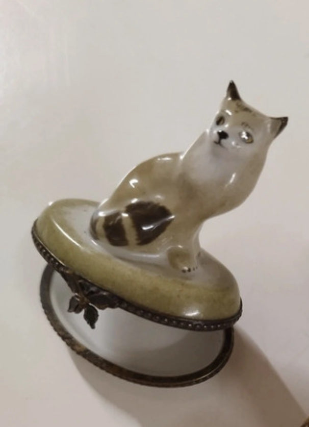 Set of 2 Limoges trincketboxes cat