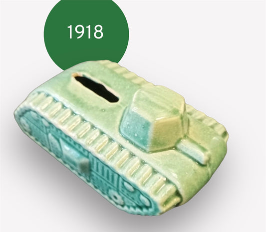 Majolica moneybank Worldwar I 1914-1918 armored tank