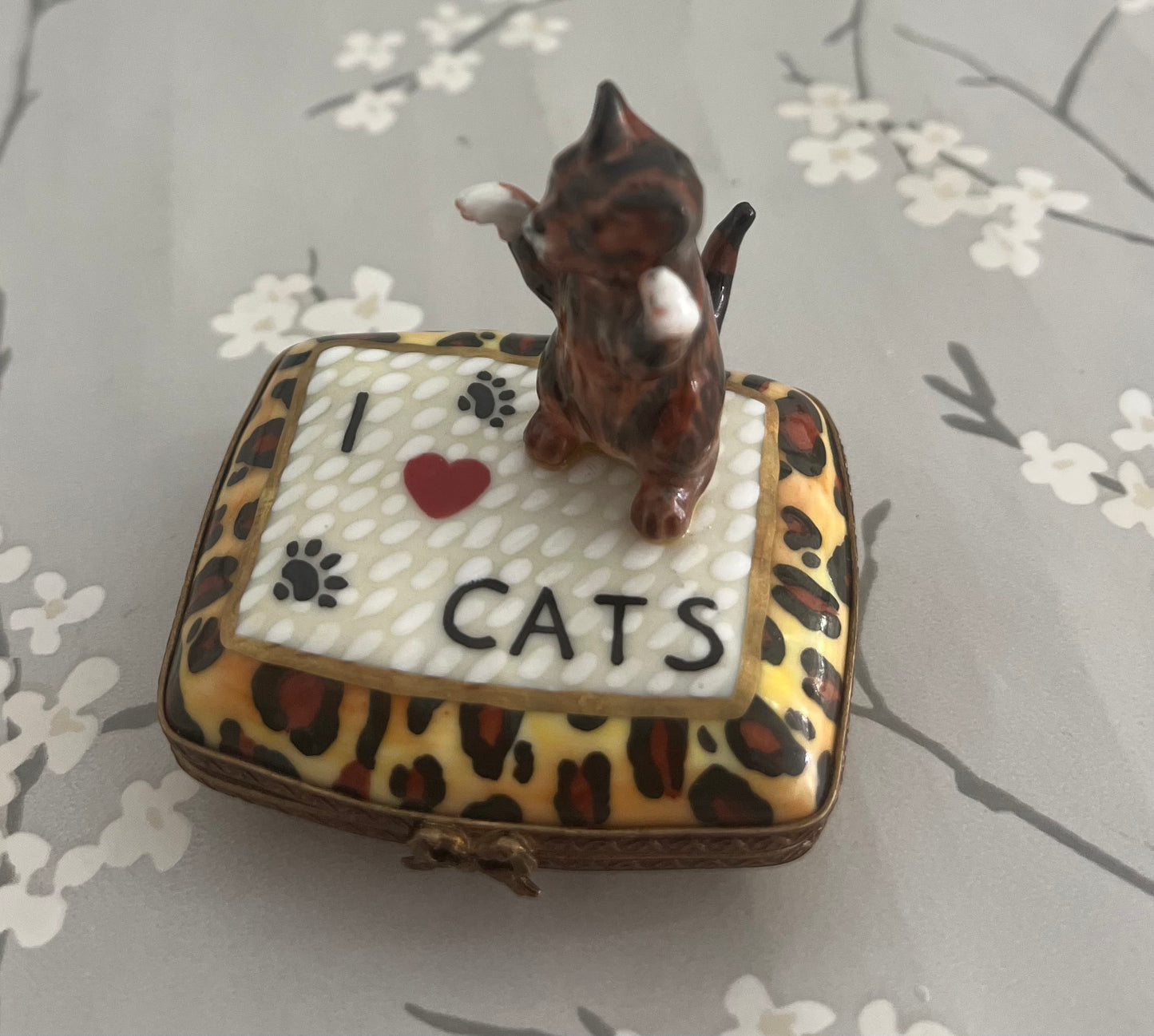 I Love cats Lovely Limoges porcelain handmade trincketbox