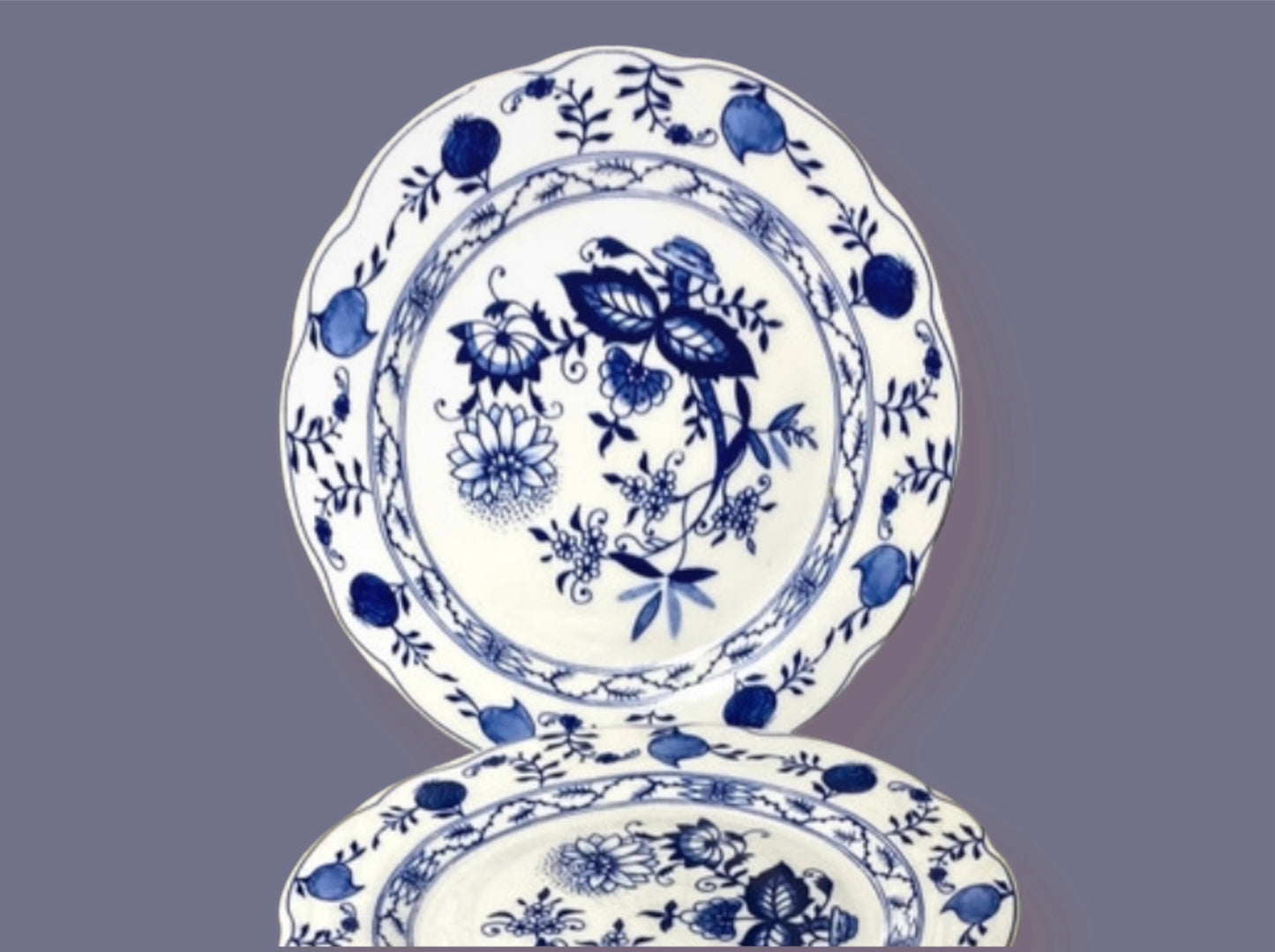 Set of 3 Royal Boch plates blue onion