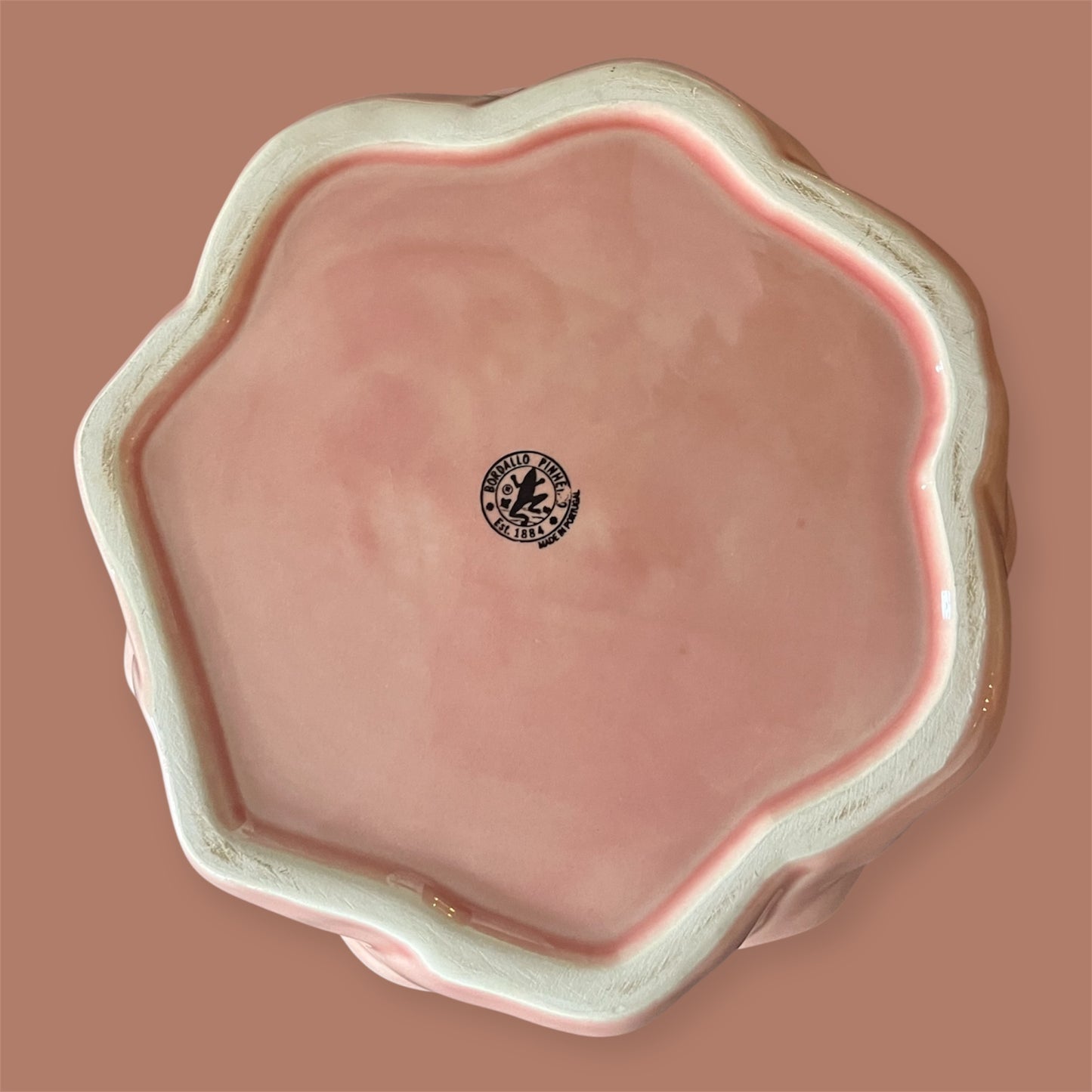 Bordallo Pinheiro vintage pink lidded majolica box