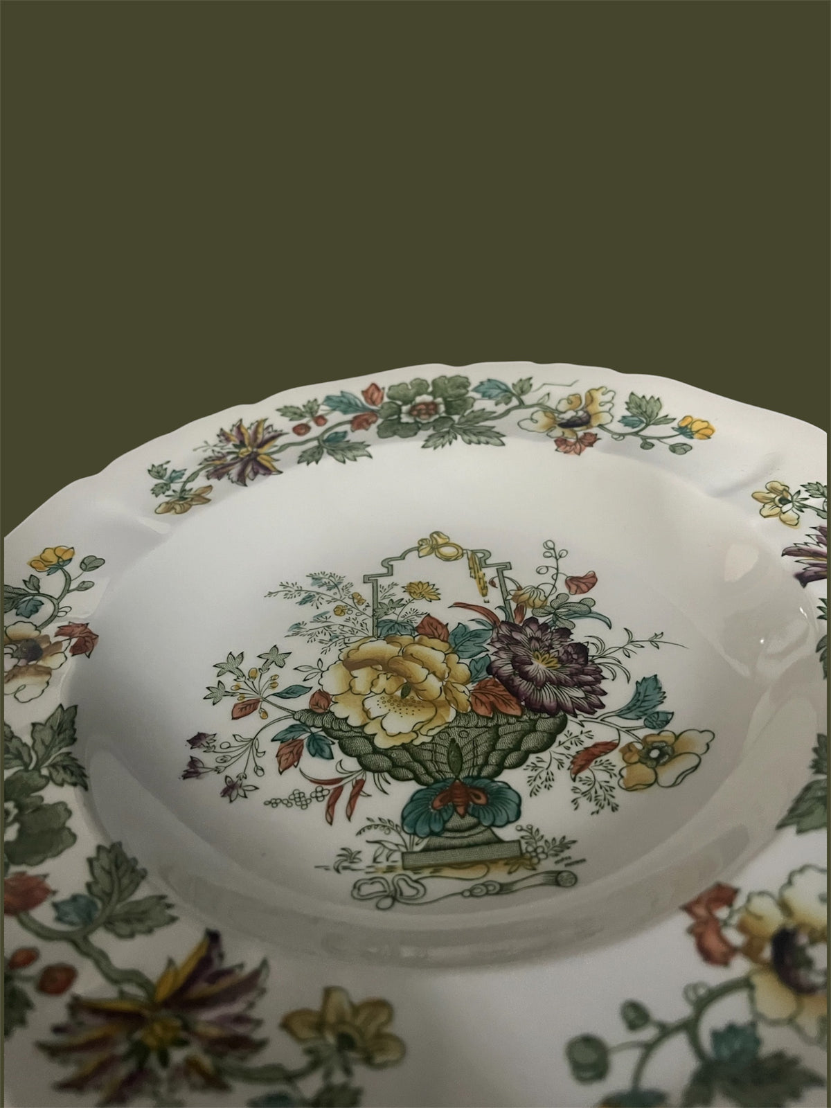 Soup plate Mason’s ironstone England fruitbasket green