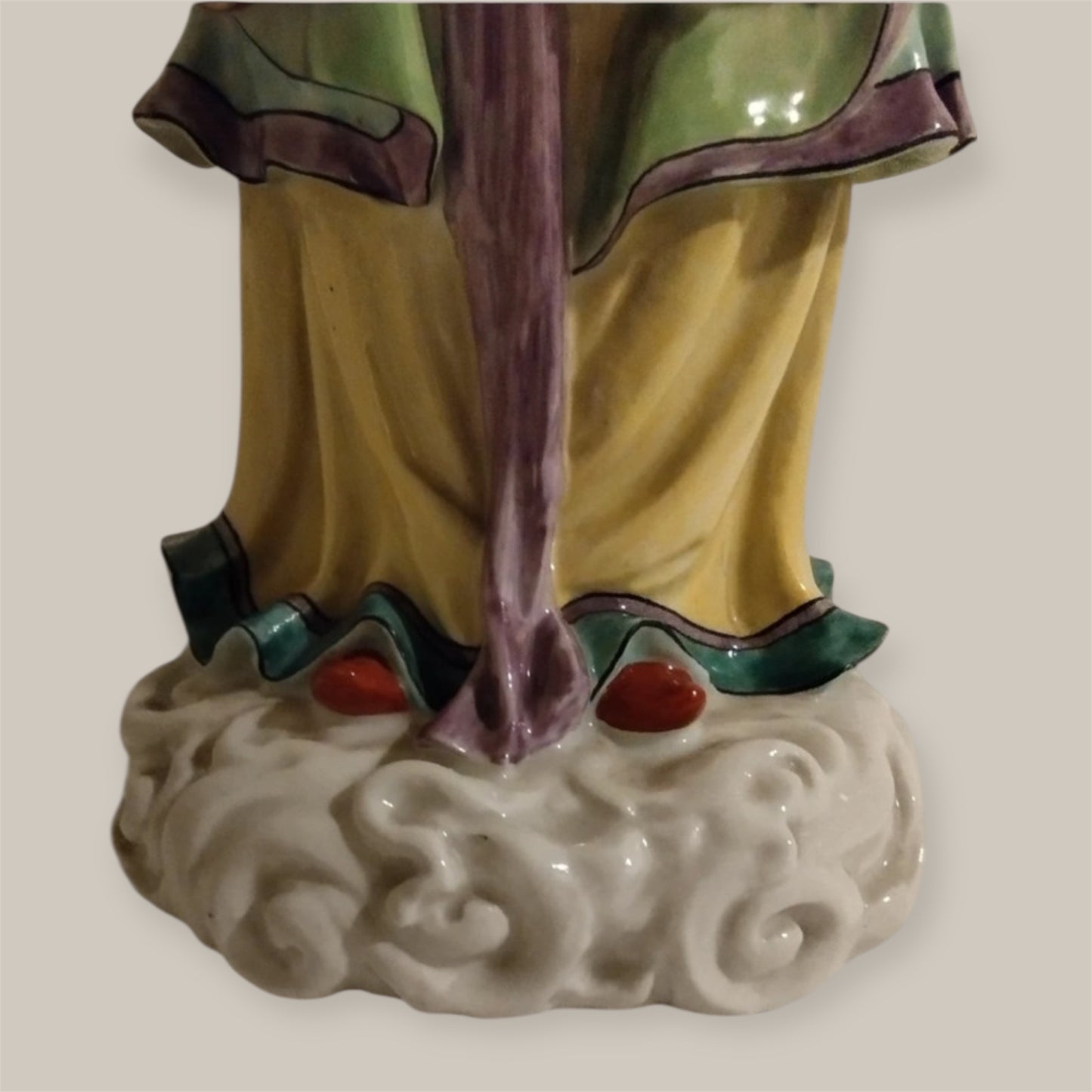 Chinese statue circa 1900 Kwan Yin