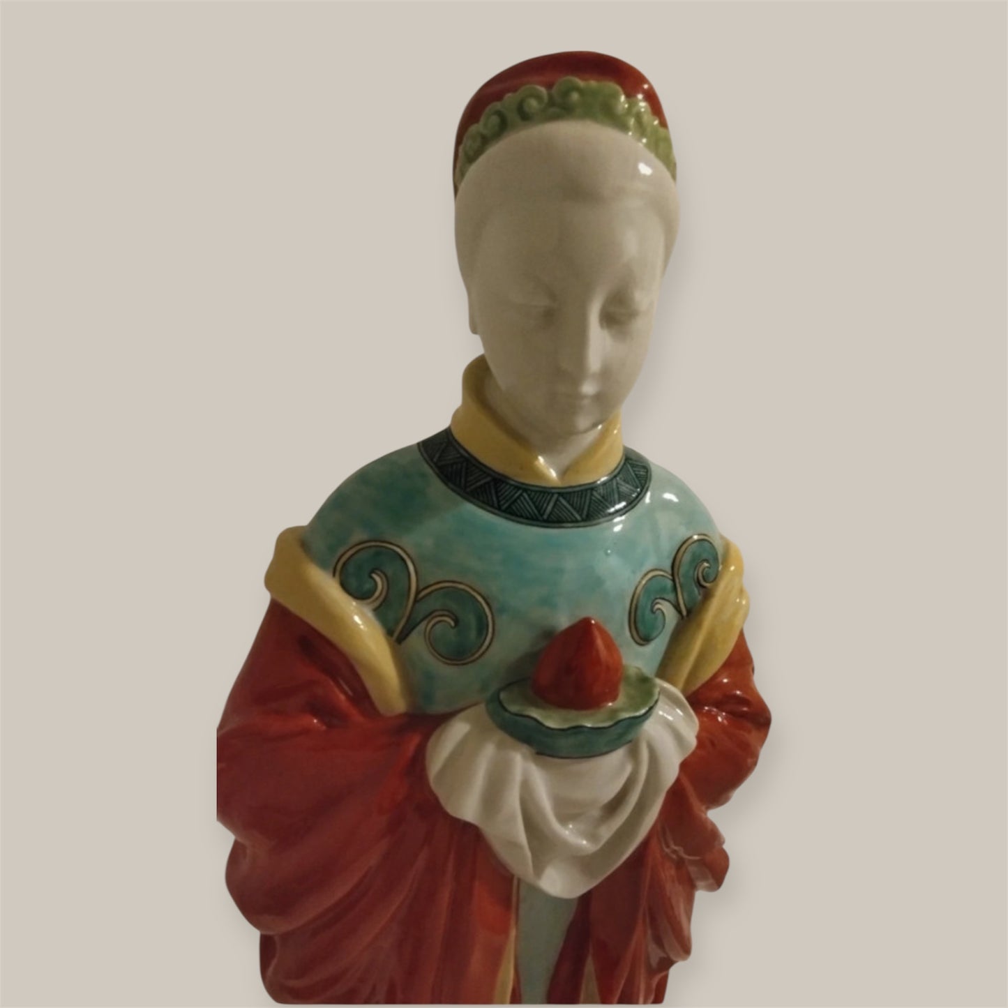 Chinese statue circa 1900 Kwan Yin