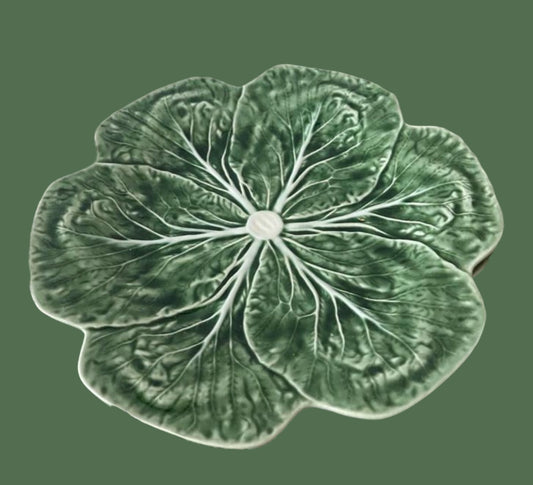 Bordallo Pinheiro polychrome faience cabbage dinner plate 26,5 cm