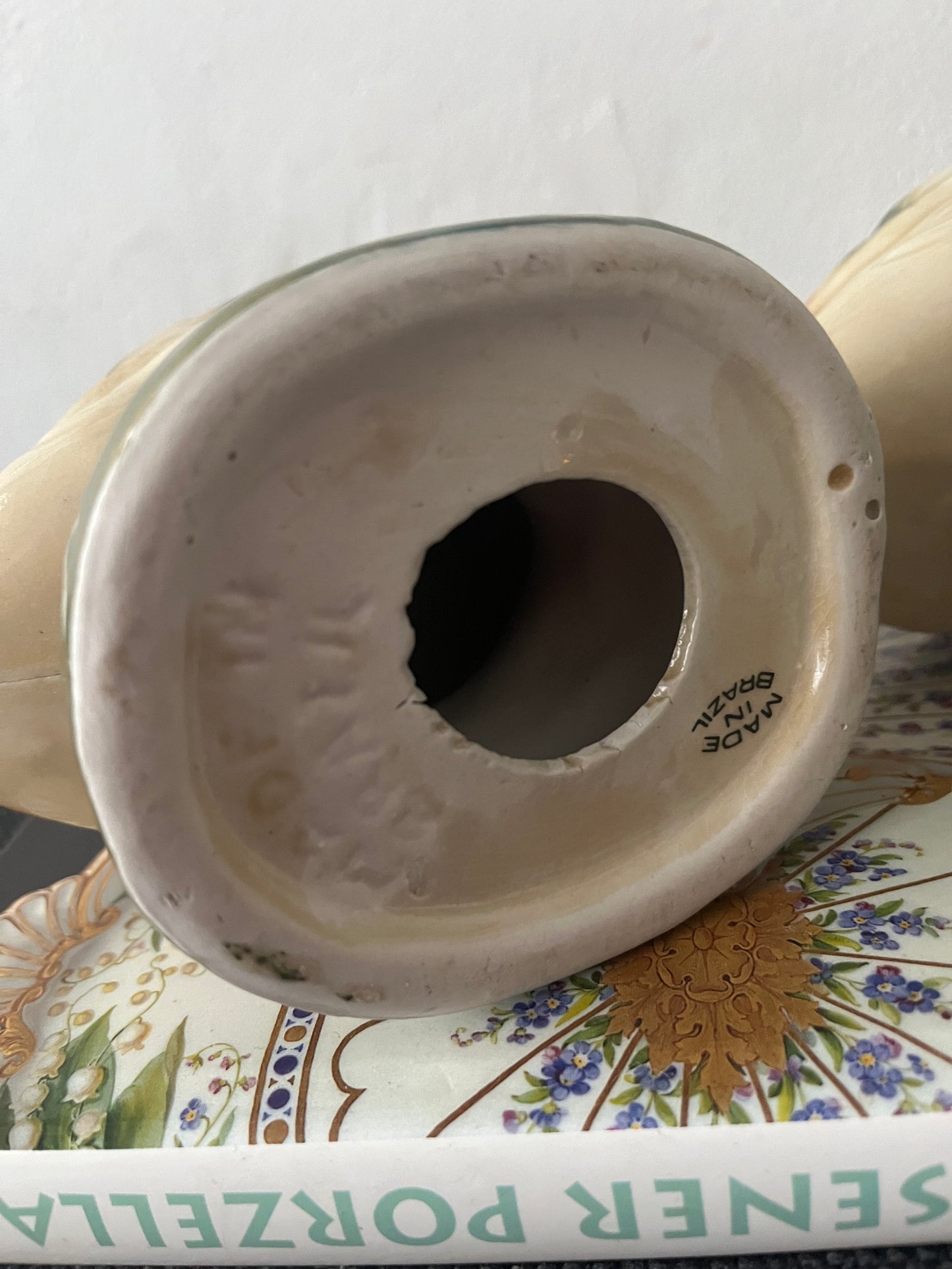 Set of 2 vintage ceramic duck statues 21 cm