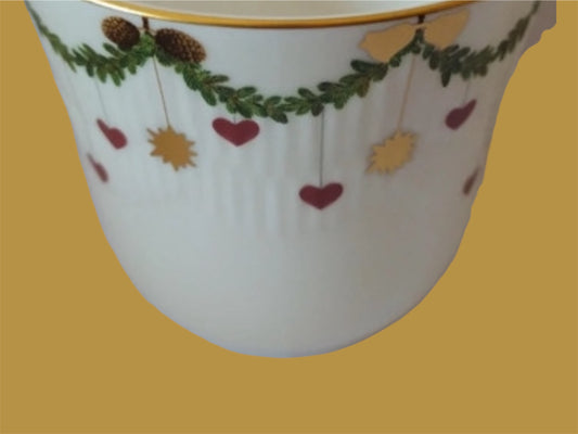 Royal Copenhagen STAR FLUTED CHRISTMAS HIGH HANDLE CUP 8.5 OZ no saucer