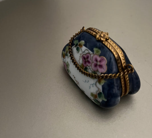 Limoges trincketbox floral purse