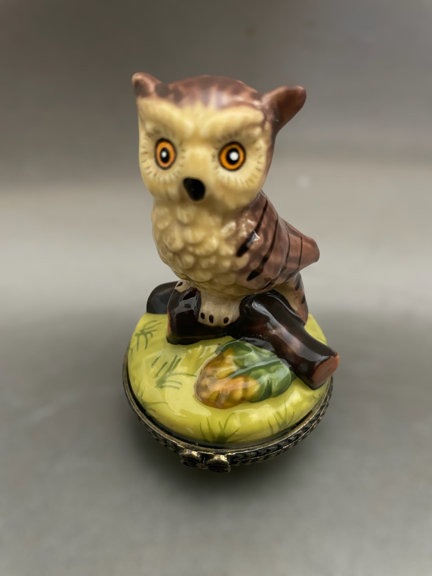 Vintage trincketbox owl