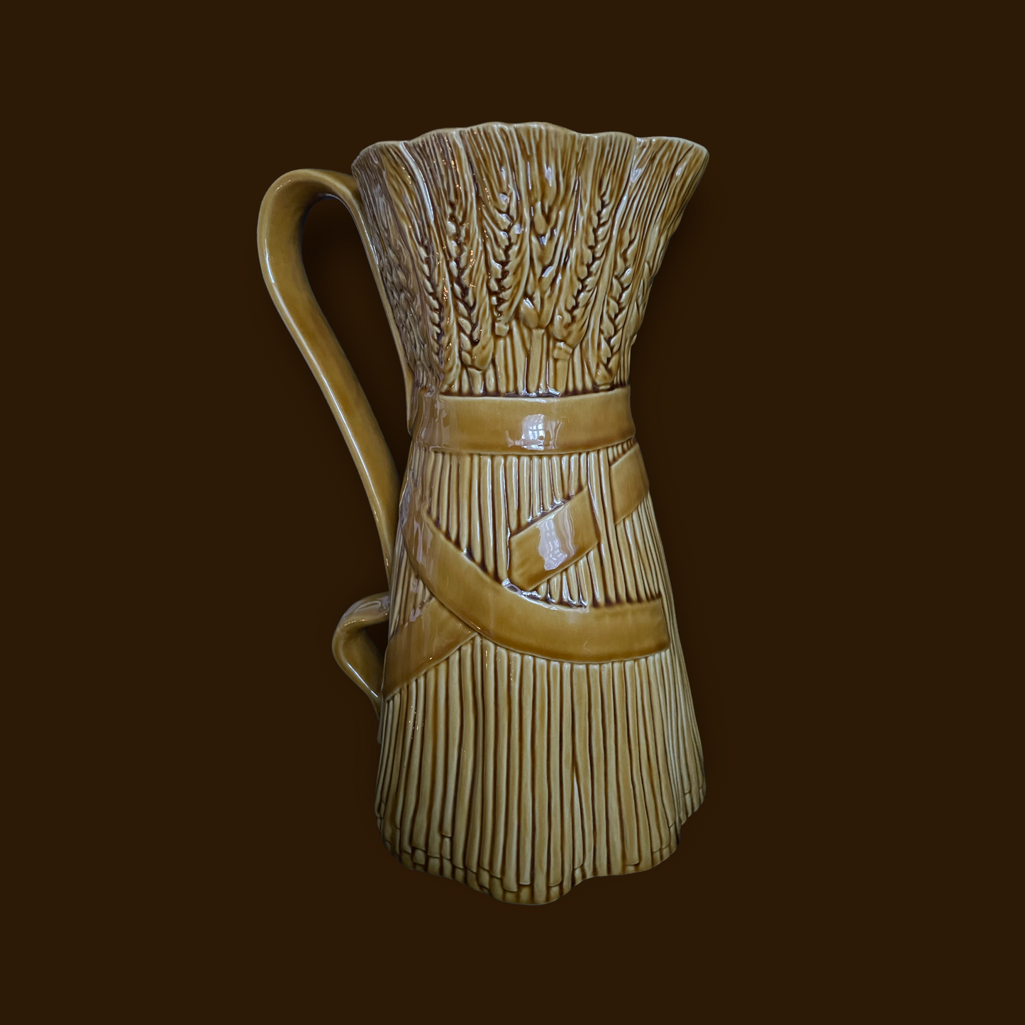 Bordallo Pinheiro pitcher grain