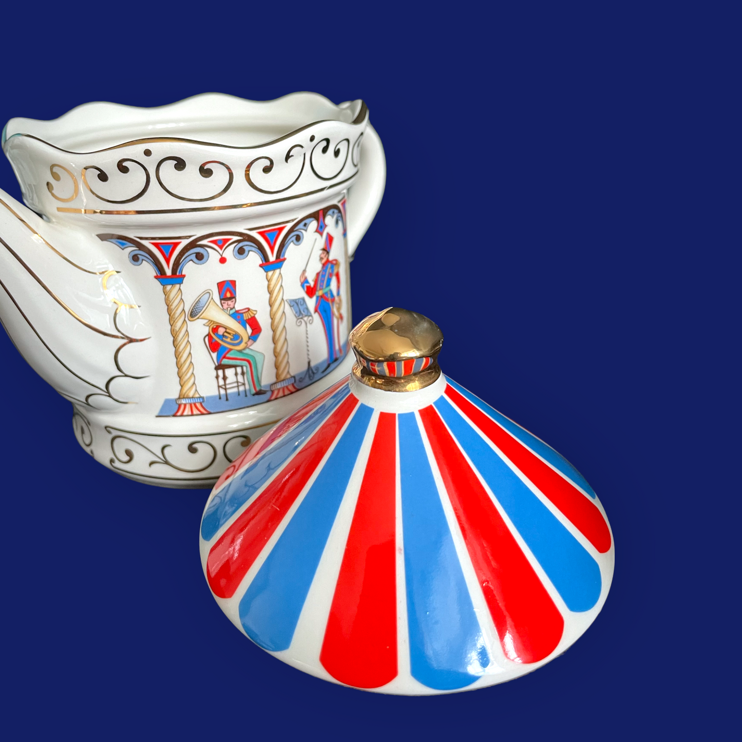 Sadler Tivoli teapot BandStand 4401